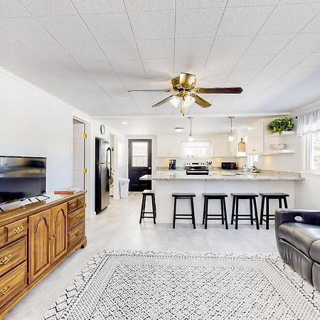 Finger Lakes Stunner Villa Dundee Esterno foto